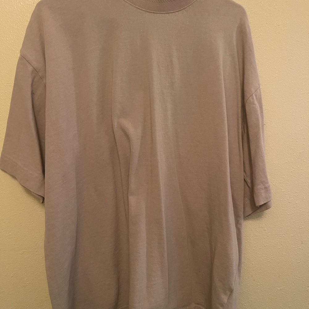 Boohoo Man Beige Crew Neck Tee - Picture 2 of 3